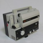 Lote: 151 - Lote: 151 - Proyector