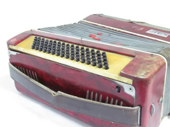 Lote: 12 - Lote: 12 - Acordión