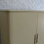 Lote: 106 - Lote: 106 - Mueble aparador