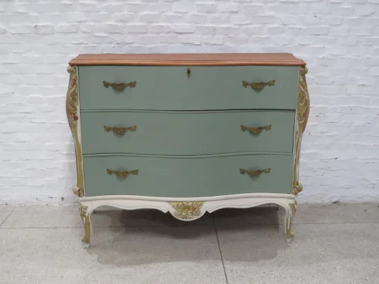 Lote: 108 - Lote: 108 - Cómoda