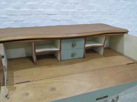 Lote: 108 - Lote: 108 - Cómoda