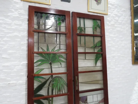 Lote: 85 - Lote: 85 - Par de puertas