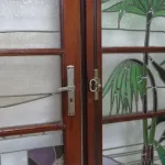 Lote: 85 - Lote: 85 - Par de puertas