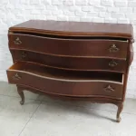Lote: 59 - Lote: 59 - Cómoda francesa