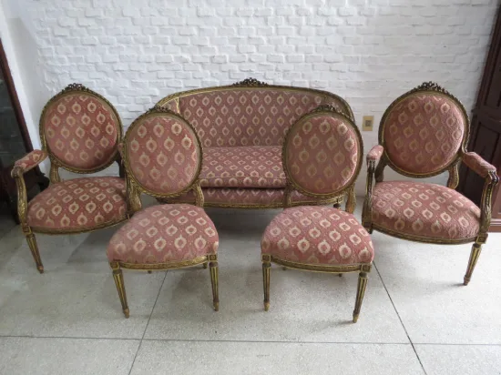 Lote: 99 - Lote: 99 - Juego de sala Luis XVI