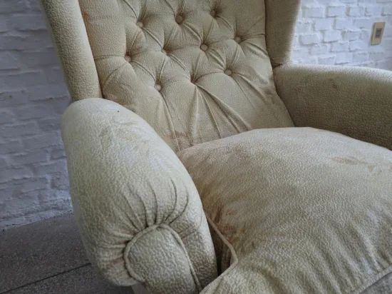 Lote: 95 - Lote: 95 - Sillón provenal