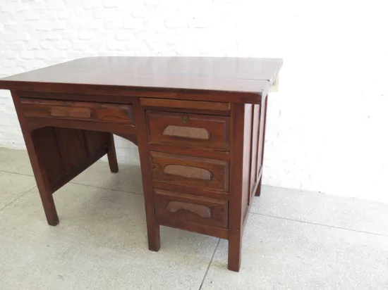 Lote: 89 - Lote: 89 - Escritorio