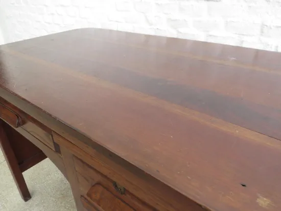 Lote: 89 - Lote: 89 - Escritorio