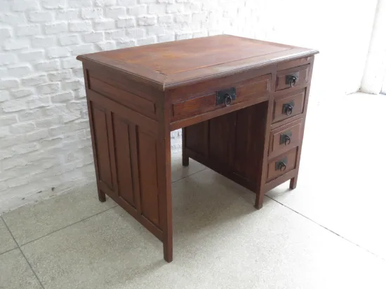 Lote: 56 - Lote: 56 - Escritorio