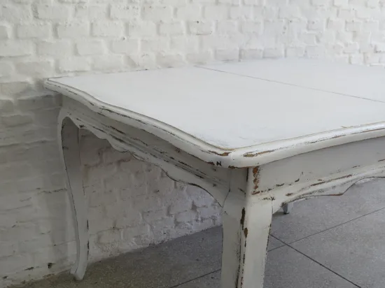 Lote: 91 - Lote: 91 - Mesa francesa