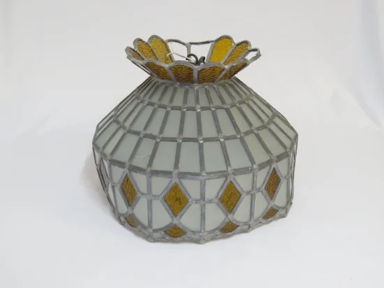 Lote: 30 - Lote: 30 - Artefacto de luz