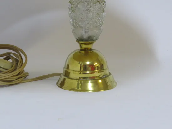 Lote: 27 - Lote: 27 - Lámpara de mesa