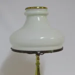 Lote: 28 - Lote: 28 - Lámpara de mesa