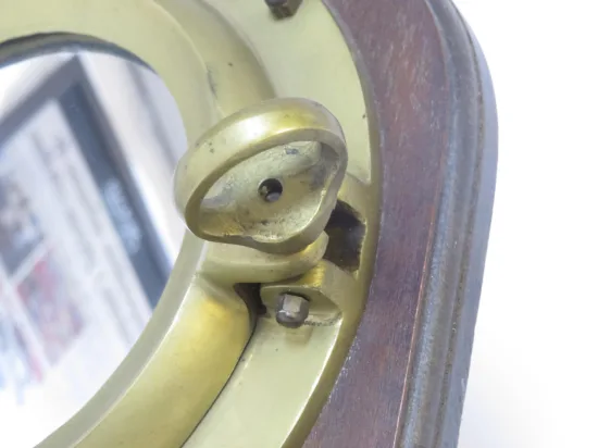 Lote: 15 - Lote: 15 - Ojo de buey