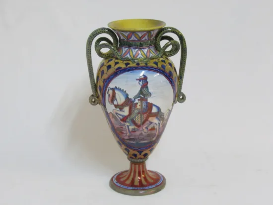 Lote: 72 - Lote: 72 - Jarrón