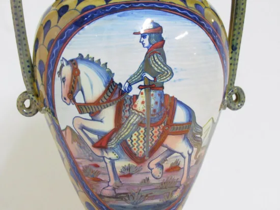 Lote: 72 - Lote: 72 - Jarrón