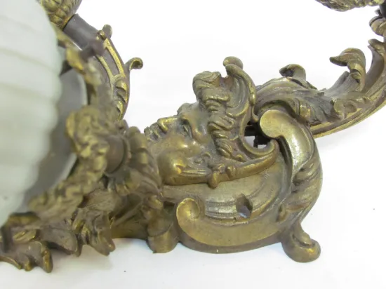 Lote: 31 - Lote: 31 - Artefacto de luz