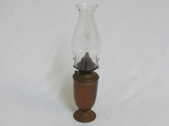 Lote: 18 - Lote: 18 - Lámpara