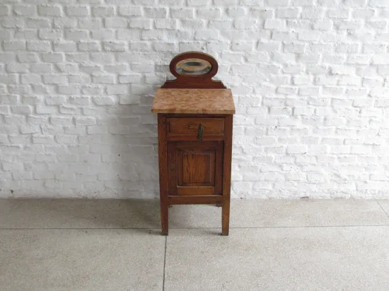 Lote: 48 - Lote: 48 - Mesa de luz