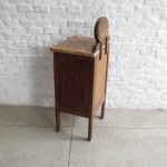 Lote: 48 - Lote: 48 - Mesa de luz
