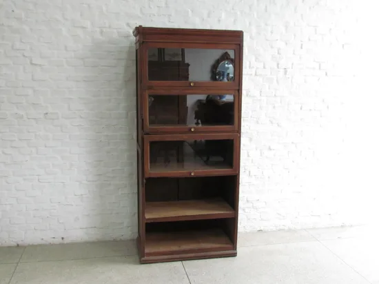 Lote: 97 - Lote: 97 - Biblioteca Thompson