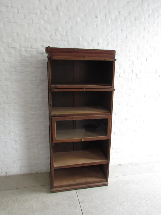 Lote: 97 - Lote: 97 - Biblioteca Thompson