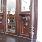 Lote: 110 - Lote: 110 - Aparador con alzada