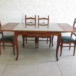 Lote: 103 - Lote: 103 - Mesa de comedor