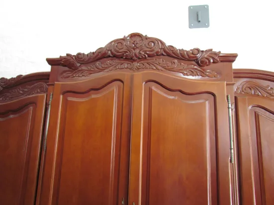 Lote: 102 - Lote: 102 - Ropero