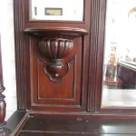 Lote: 111 - Lote: 111 - Aparador con alzada
