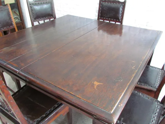 Lote: 109 - Lote: 109 - Mesa de comedor