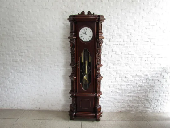 Lote: 84 - Lote: 84 - Reloj de pie