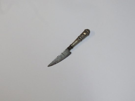 Lote: 130 - Lote: 130 - Cuchillo verijero