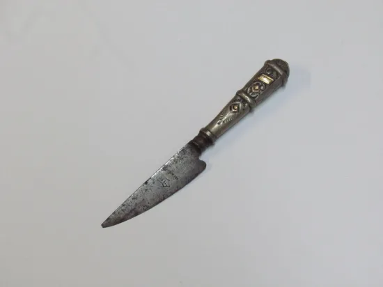 Lote: 130 - Lote: 130 - Cuchillo verijero