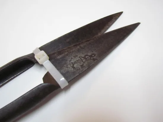 Lote: 268 - Lote: 268 - Tijera de tuzar