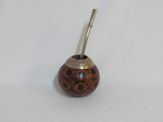 Lote: 57 - Lote: 57 - Mate y bombilla