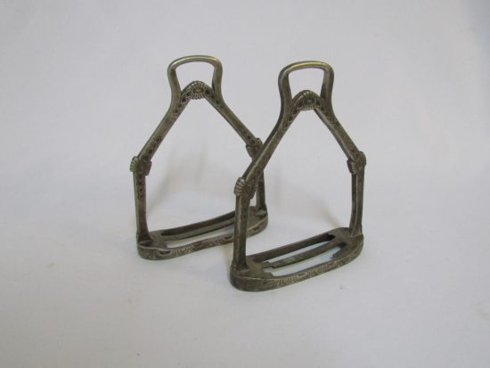 Lote: 75 - Lote: 75 - Estribos