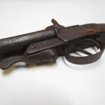 Lote: 235 - Lote: 235 - Pistola
