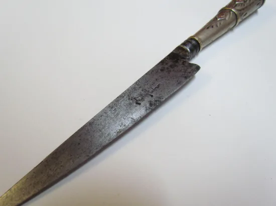 Lote: 126 - Lote: 126 - Cuchillo verijero