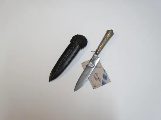 Lote: 127 - Lote: 127 - Cuchillo verijero