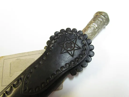 Lote: 127 - Lote: 127 - Cuchillo verijero