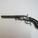 Lote: 232 - Lote: 232 - Pistola