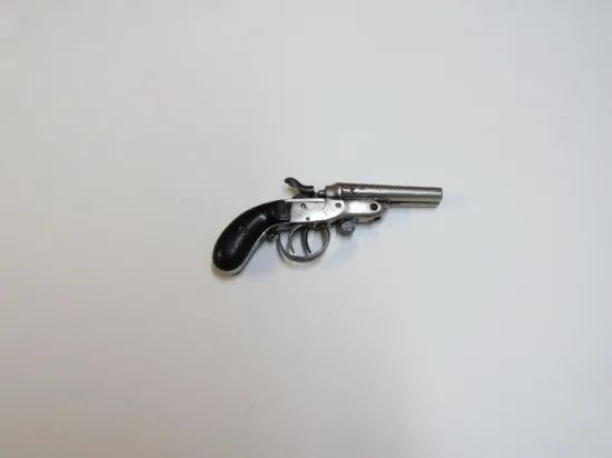 Lote: 233 - Lote: 233 - Pistola