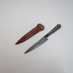 Lote: 128 - Lote: 128 - Cuchillo verijero