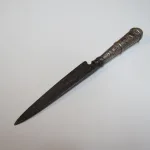Lote: 128 - Lote: 128 - Cuchillo verijero