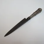 Lote: 128 - Lote: 128 - Cuchillo verijero
