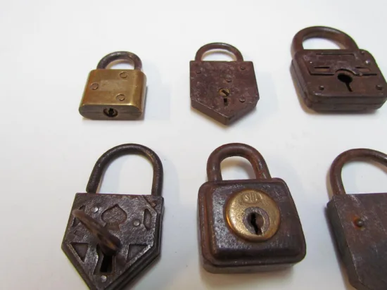https://www.moralescolombo.uy/wp-content/uploads/2025/11/foto-i14479f2-20251120215858646-550x412.webp Lote: 241 - Lote: 241 - Candados