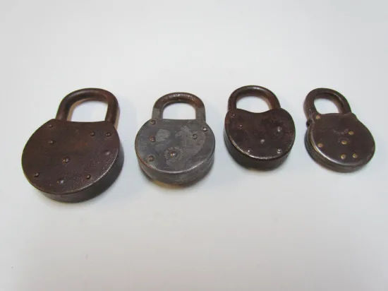https://www.moralescolombo.uy/wp-content/uploads/2025/11/foto-i14483f4-20251120220041734-550x412.webp Lote: 245 - Lote: 245 - Candados