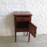 Lote: 53 - Lote: 53 - Mesa de luz