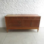 Lote: 24 - Lote: 24 - Cómoda